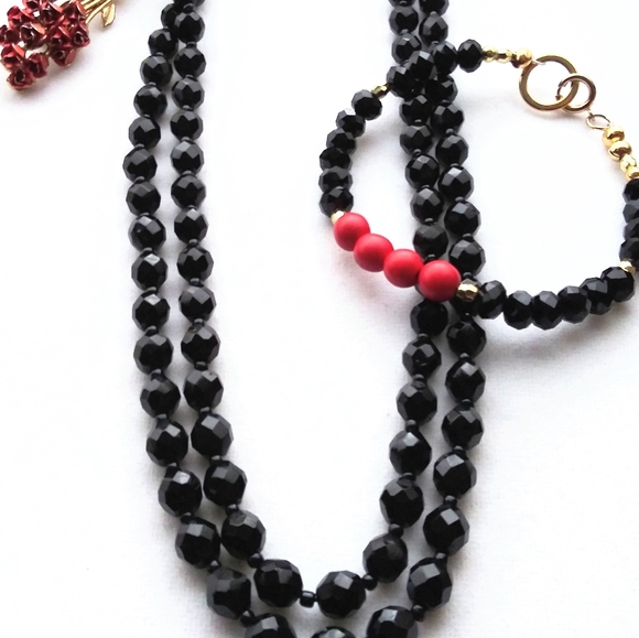 Jet Black long necklace jewlery Set - Picture 3 of 7